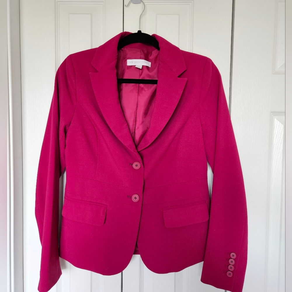 New York and Company Fushia Blazer Size 6